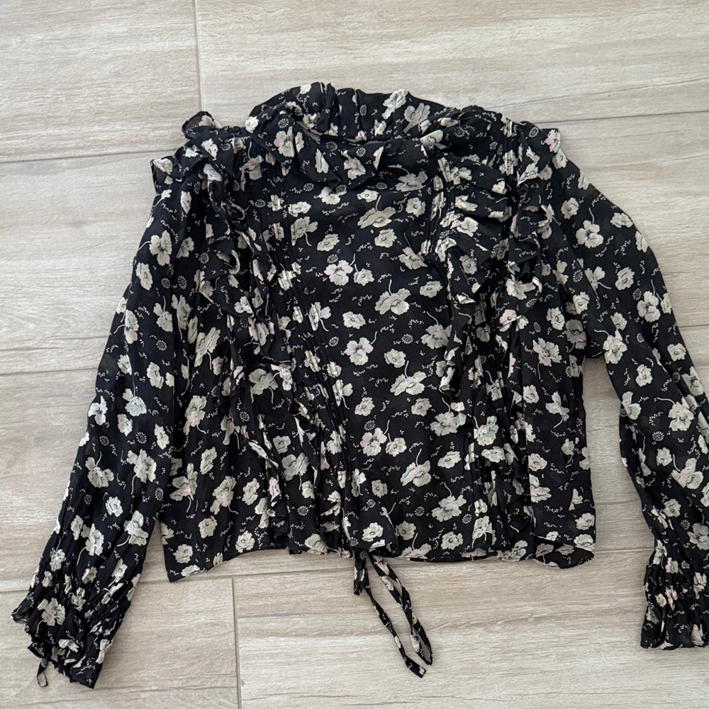 Doen Black Floral Ruffle Tie-Front Crop Top - Picture 2 of 5
